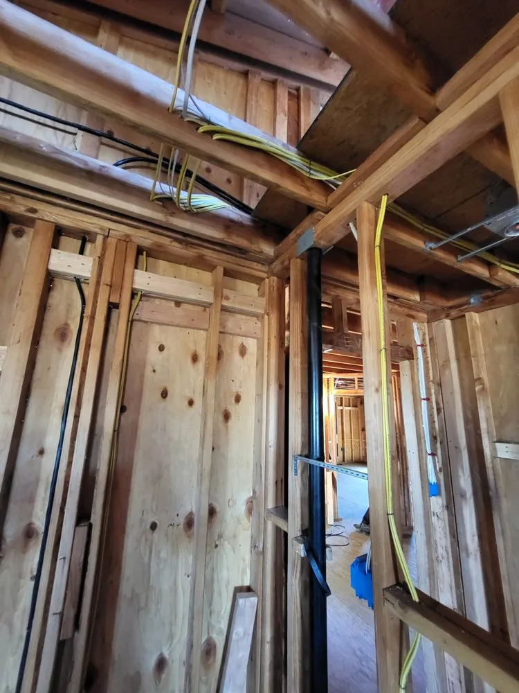 Slide of Eric Hernandez Electric