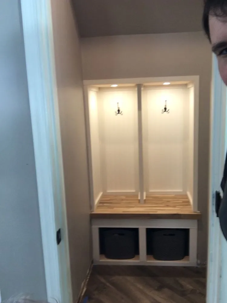 Professional emergency electrical service experts serving ,  - Eric Thomas Cross