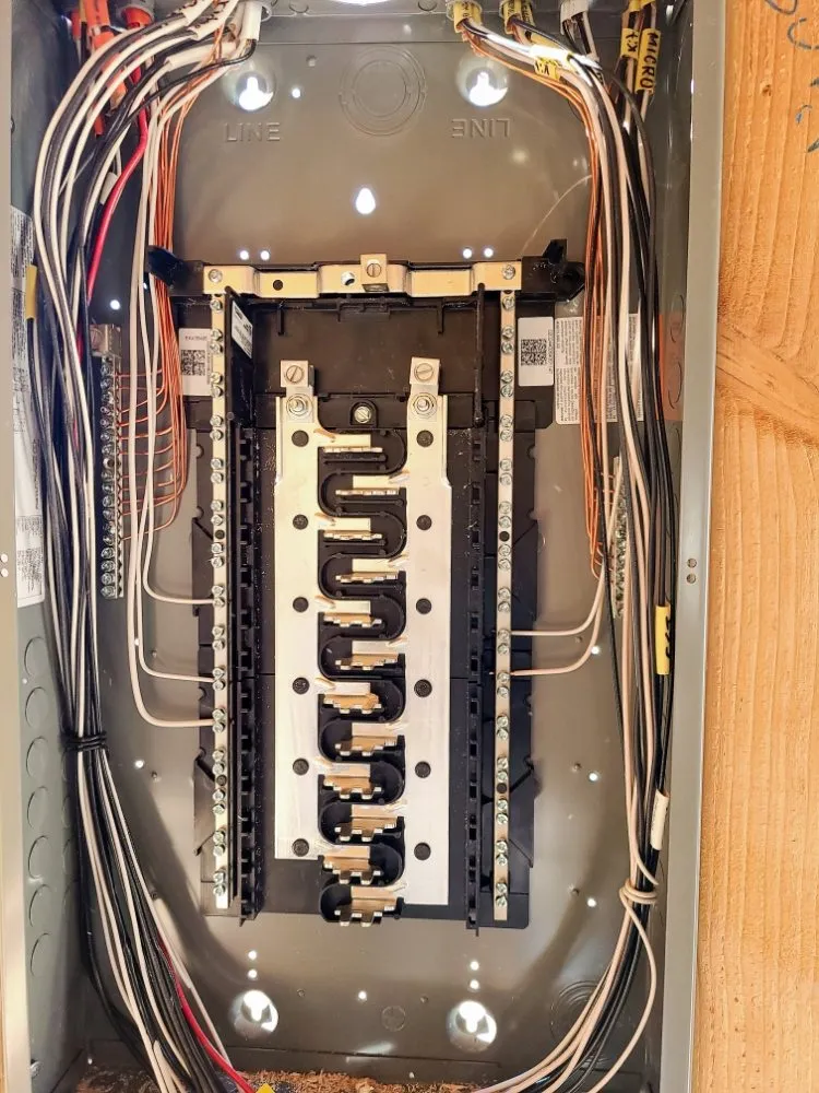 Slide of Erick Electric