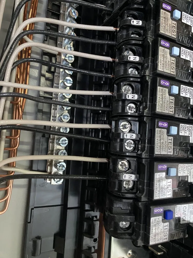 Slide of Erick electrician