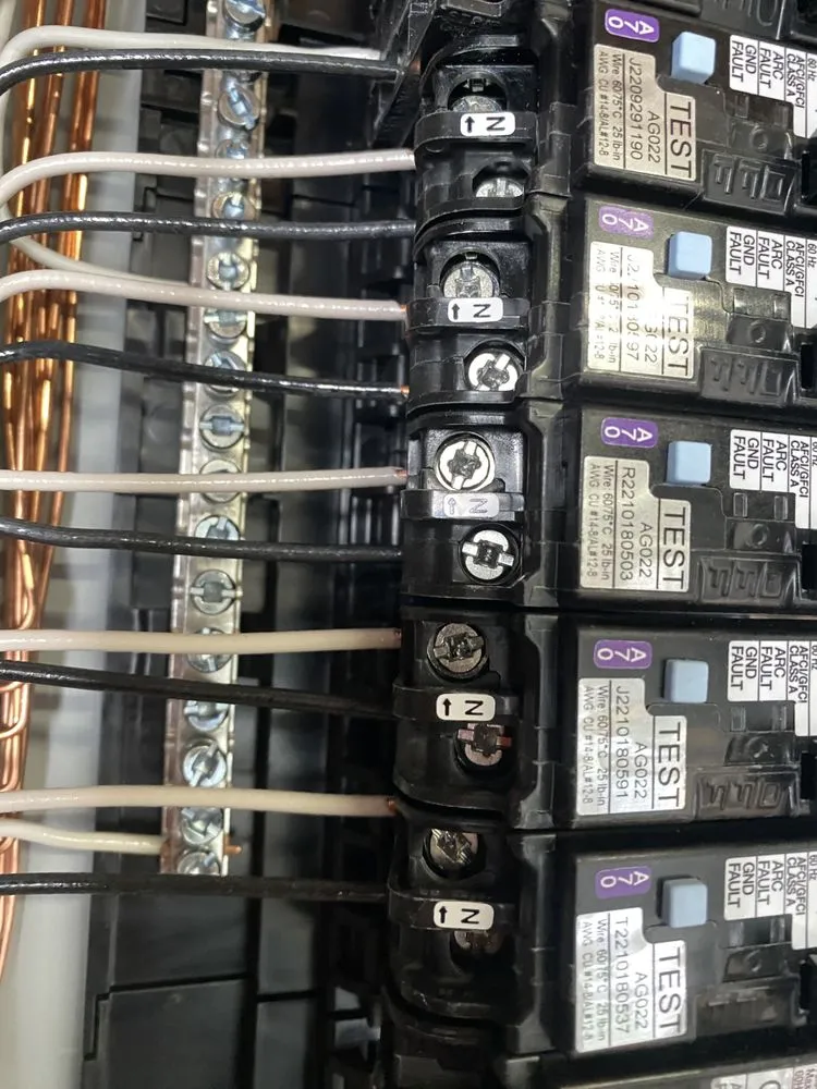 Slide of Erick electrician