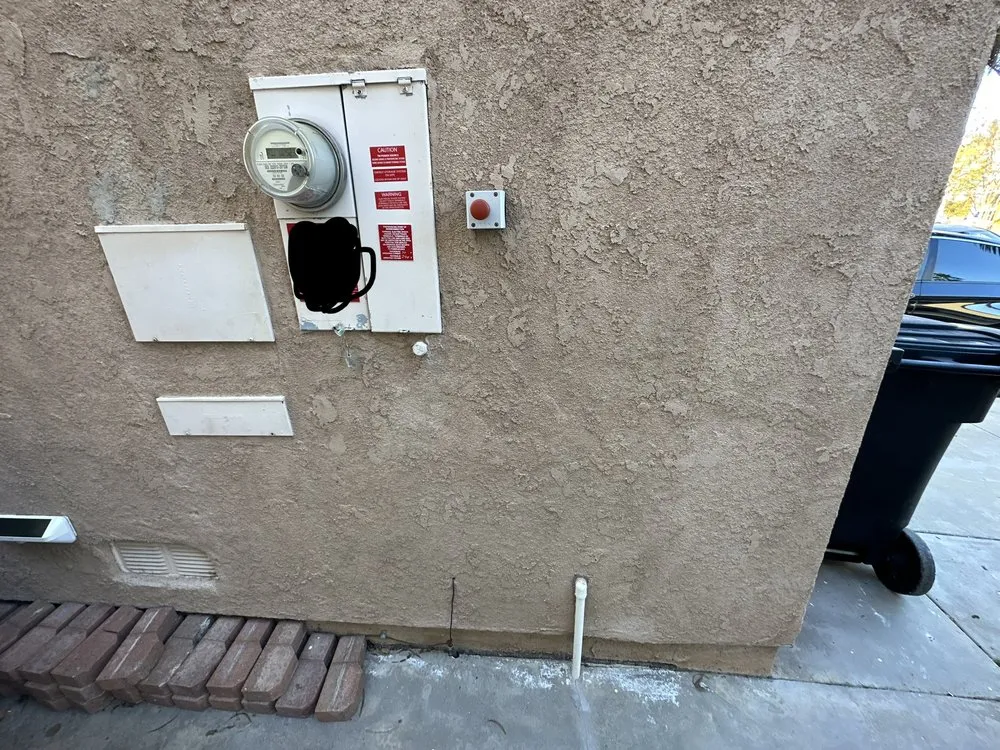 Slide of Eric's Lighting and Electrical Service