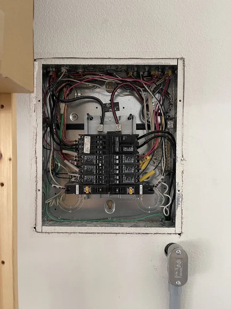 Slide of Eric's Lighting and Electrical Service