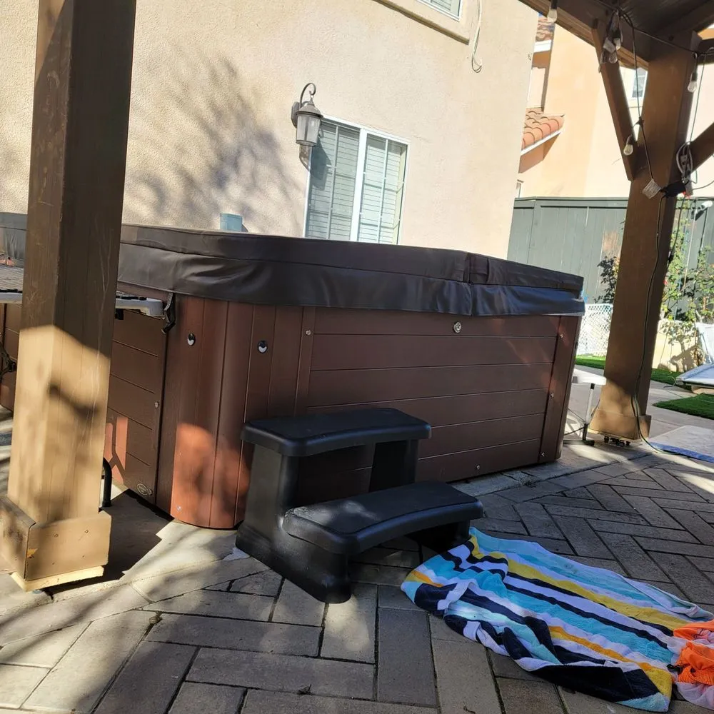 Slide of Eric's Lighting and Electrical Service