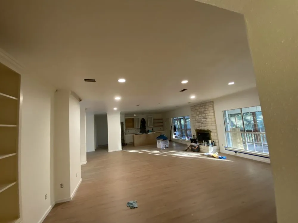 Slide of Erik electric