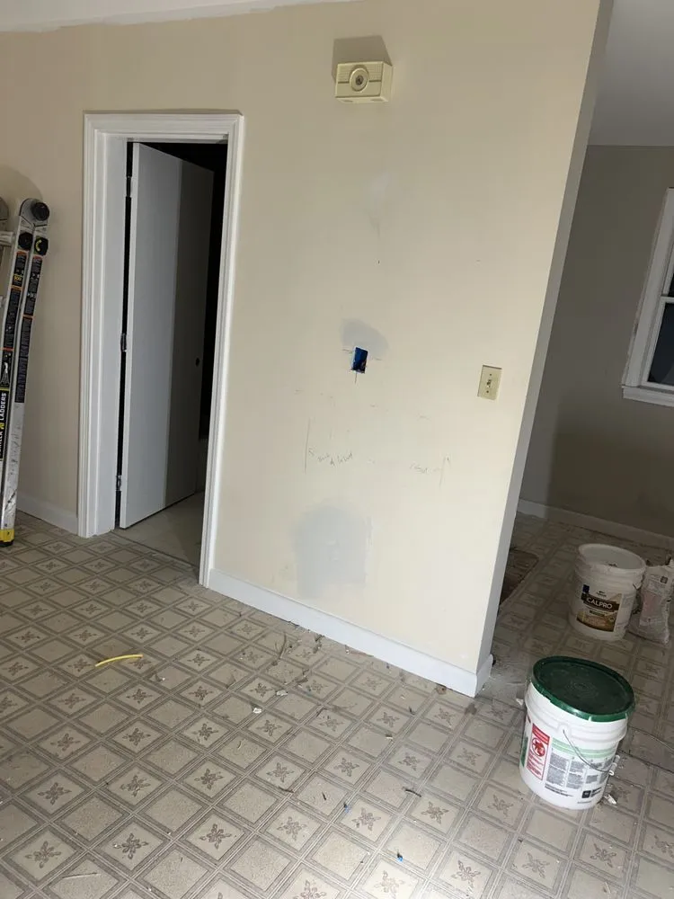 Slide of Erik Guillen