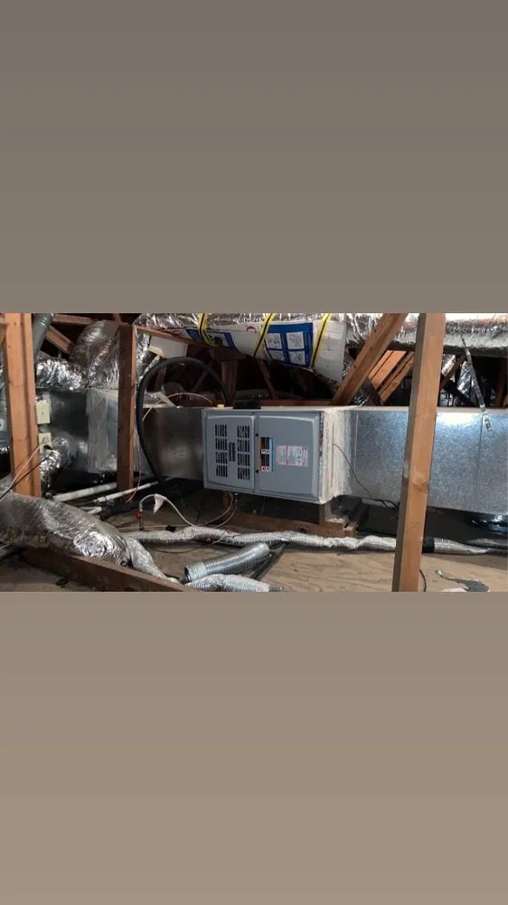 Slide of Ernesto AC services