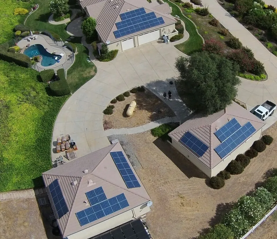 Slide of ES Electric & Solar