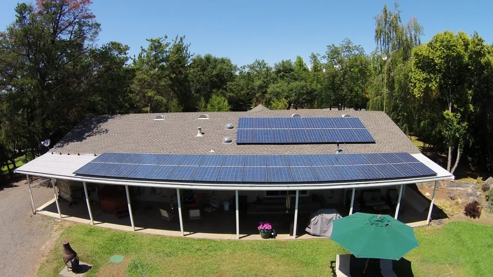 Slide of ES Electric & Solar