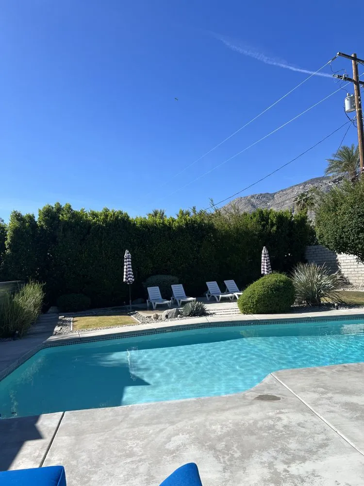 Slide of Escalante Cleaning Service