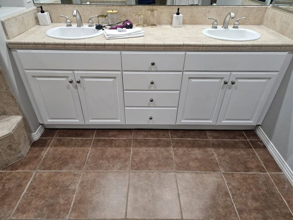 Slide of Escalante Cleaning Service