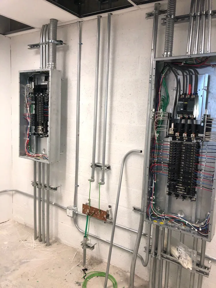 Slide of Esencial Energy