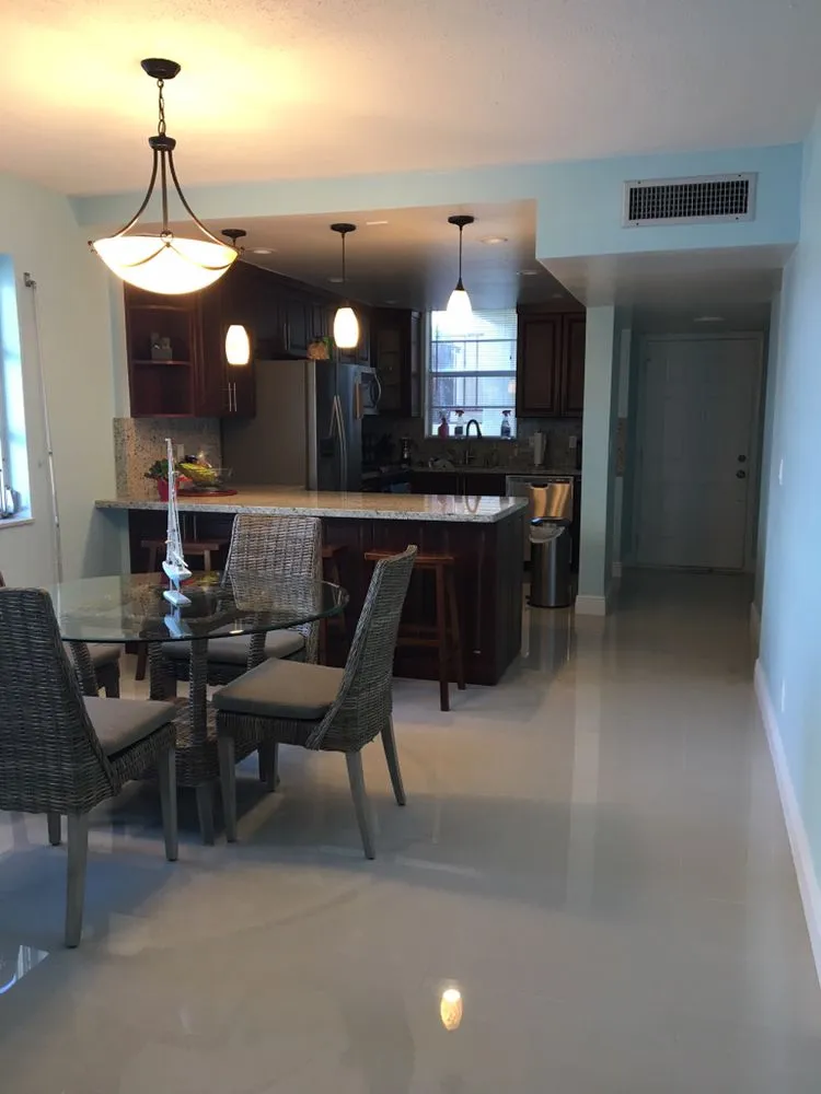 Slide of Esencial Energy