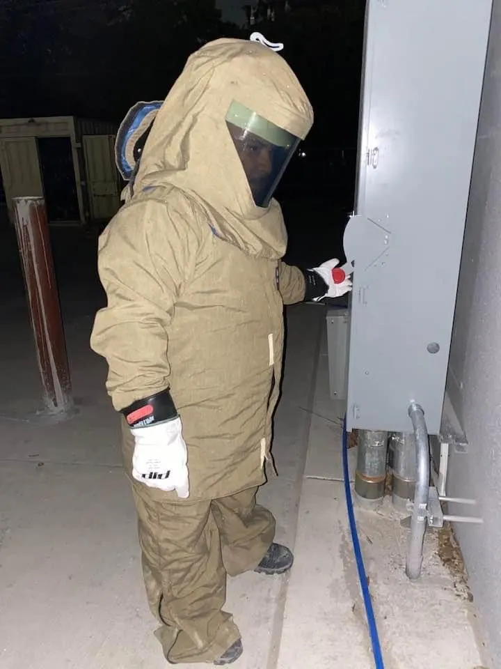 Slide of Esparza Electric