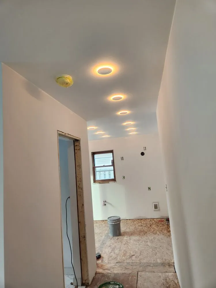 Slide of Espino Electric