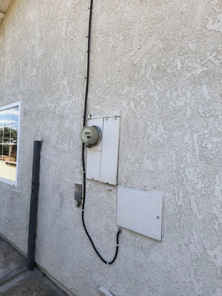 Slide of Espinoza Installations