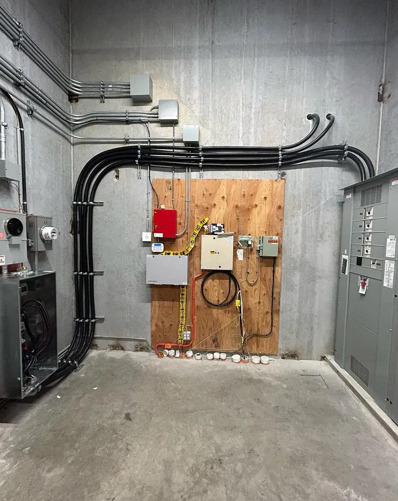 Slide of Esplen Electric