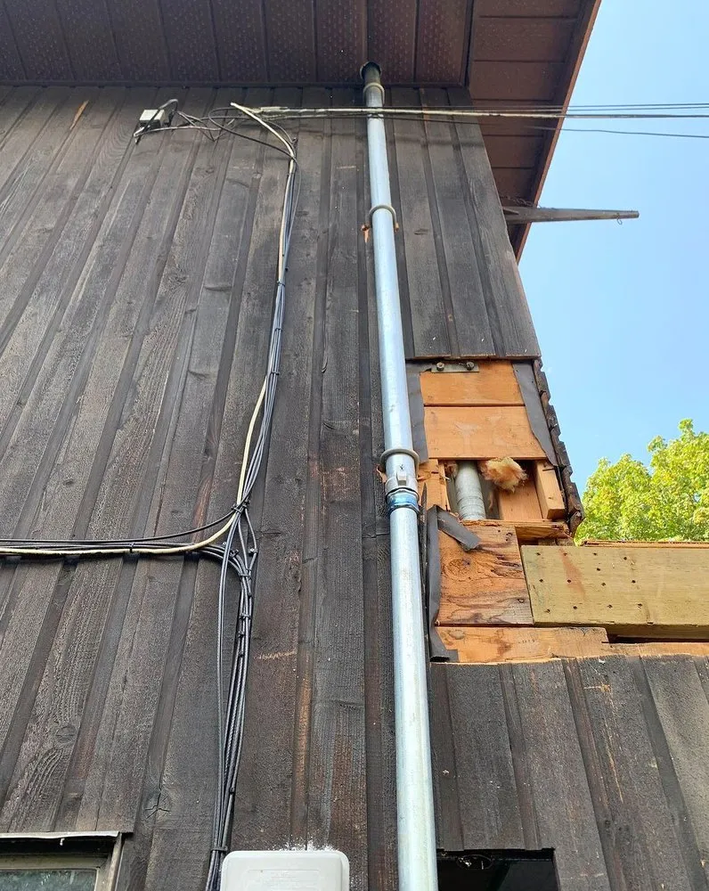 Slide of Esplen Electric