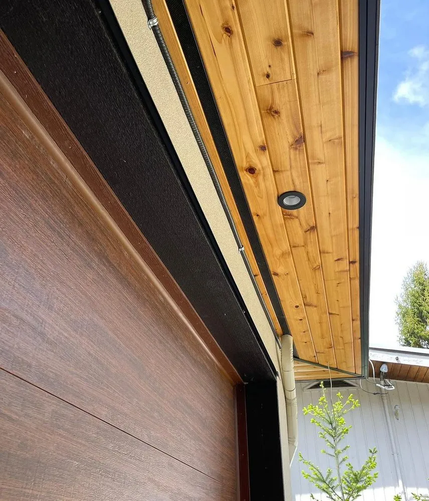 Slide of Esplen Electric