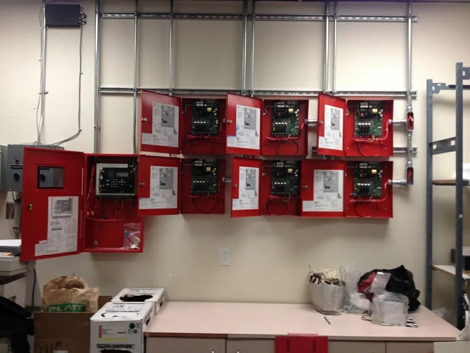 Slide of Esquared Electric