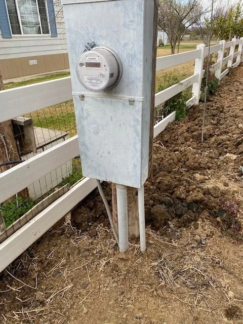 Slide of Esqueda Electrical Services