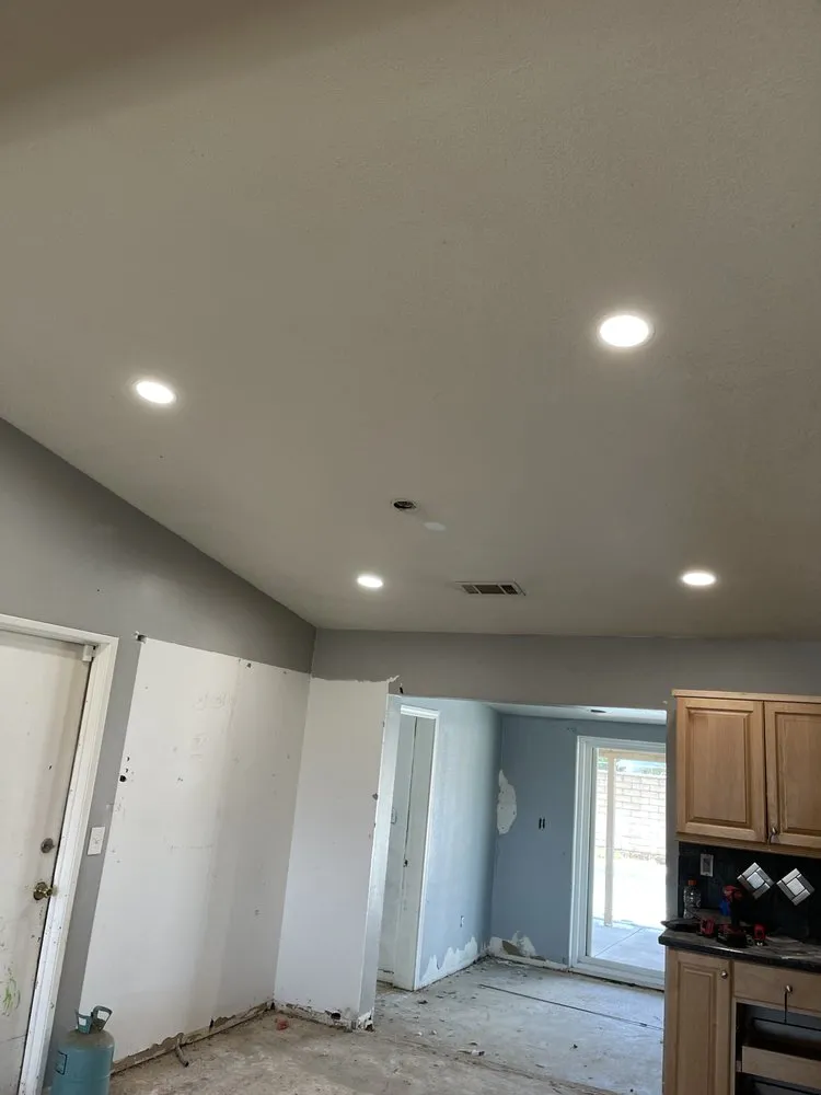 Slide of EST Electric