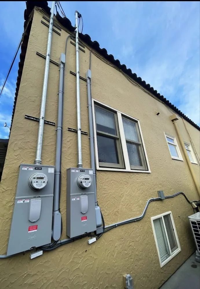 Slide of Estarik Services