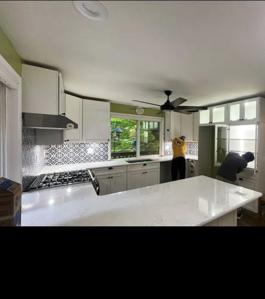 Slide of Estarik Services