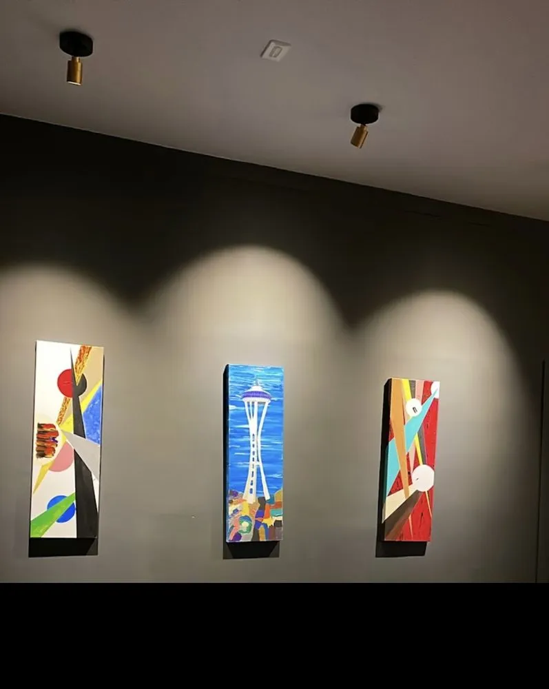 Slide of Estarik Services