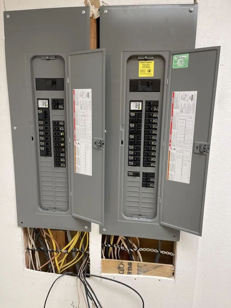 Slide of Estarik Services