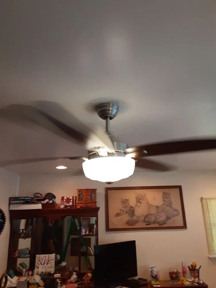 Slide of Estevez Electric