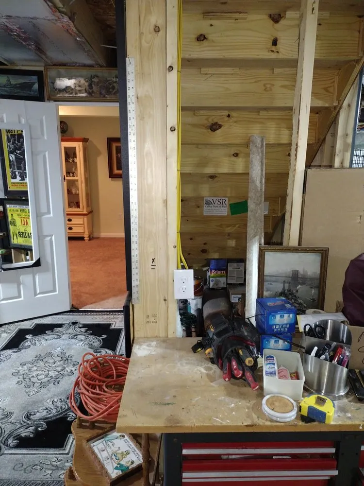 Slide of Estevez Electric