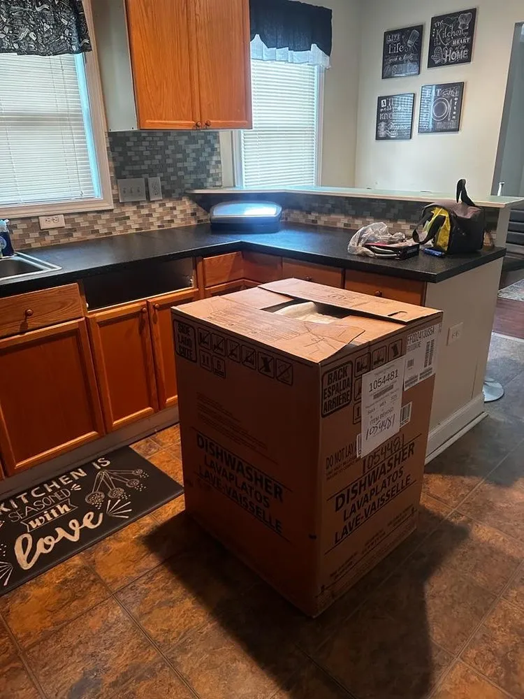 Slide of E&T Maintenance company