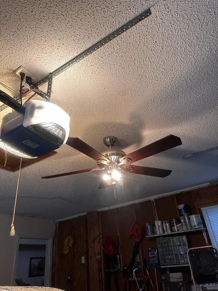 Slide of E&T Maintenance company