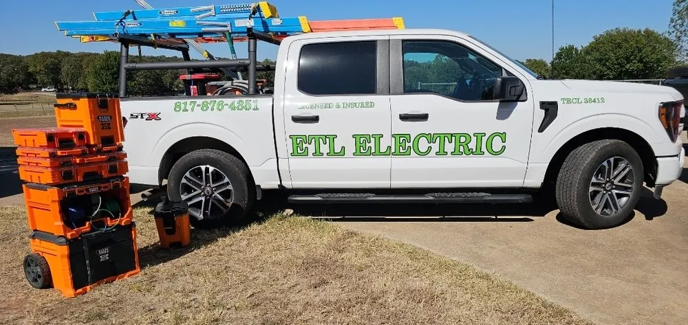 Emergency electrical service for homes in emergency electrical service,  by 