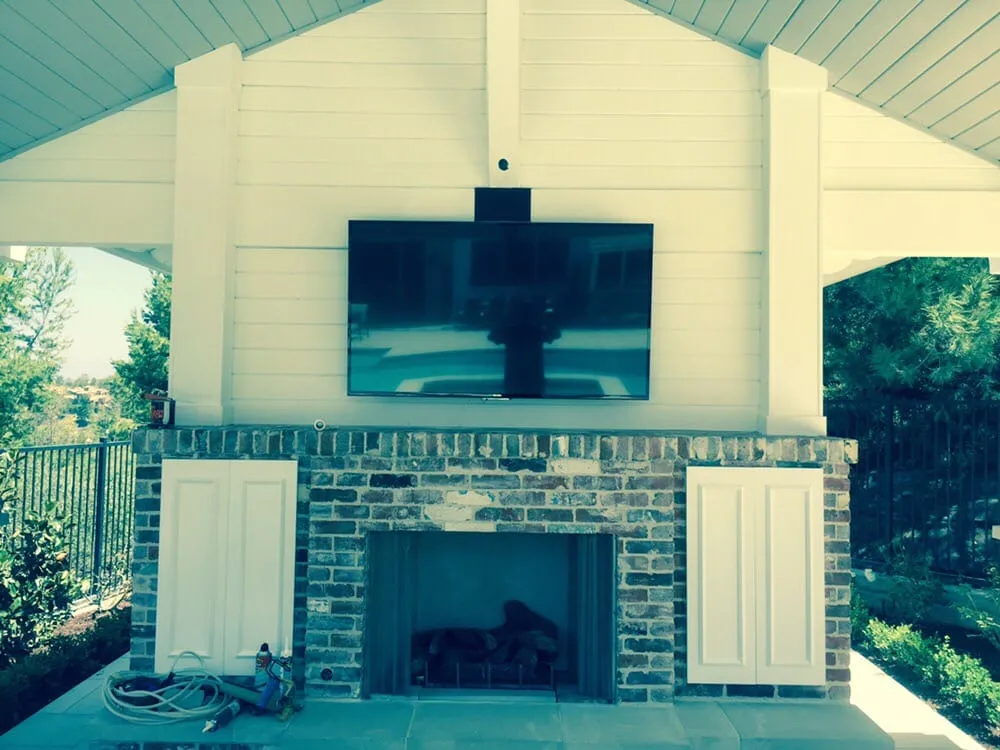 Affordable electrical service for homes in lighting installation,  by 