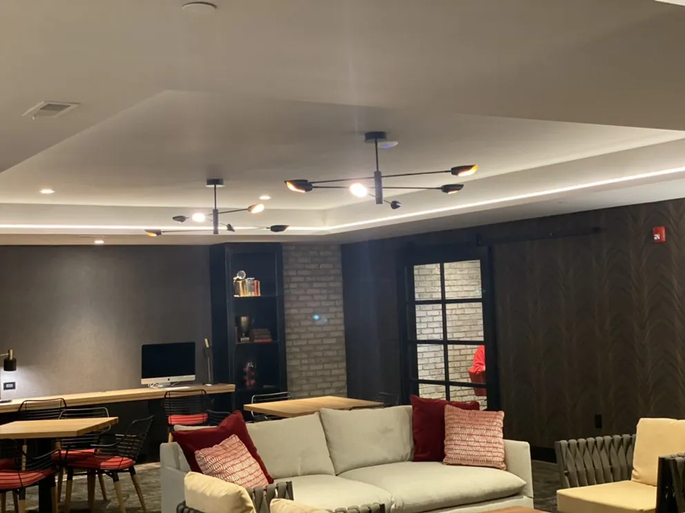 Slide of Euroline Electric