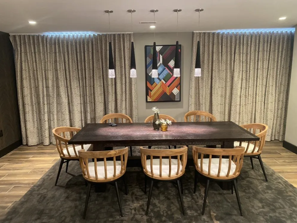 Slide of Euroline Electric