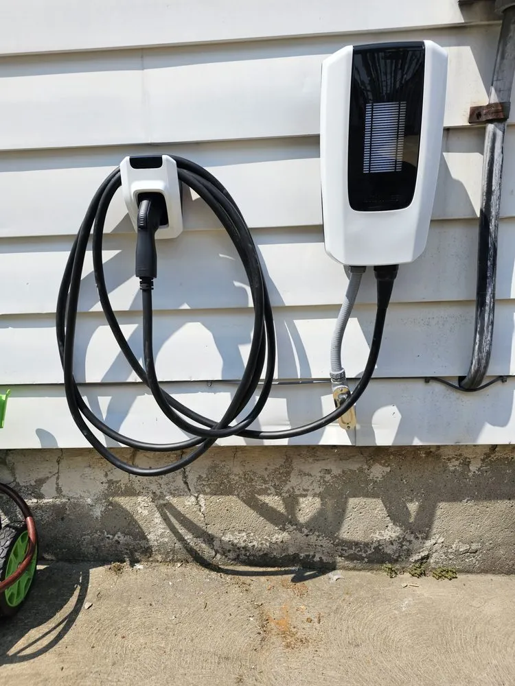 Reliable electrician providing emergency electrical service in Lake Ariel, PA - EV Charger Tech Pros