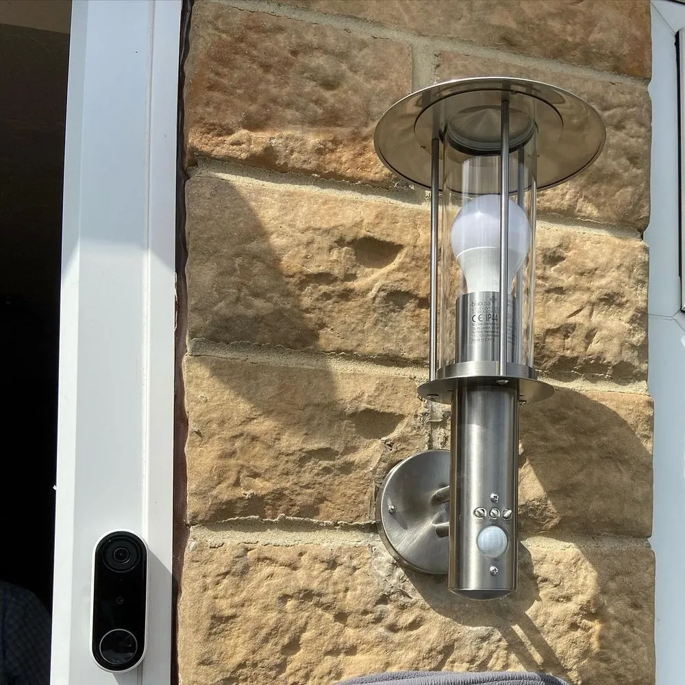 Slide of EV Emergency Electrician