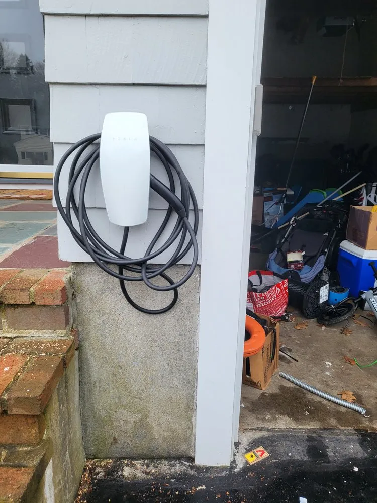 Certified outlet and switch repair service in North Billerica, MA - EV Station Installation LLC