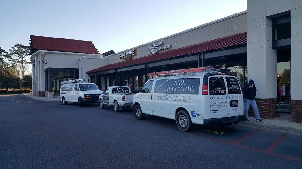 Emergency circuit breaker repair in Longs, SC by Eva Electric
