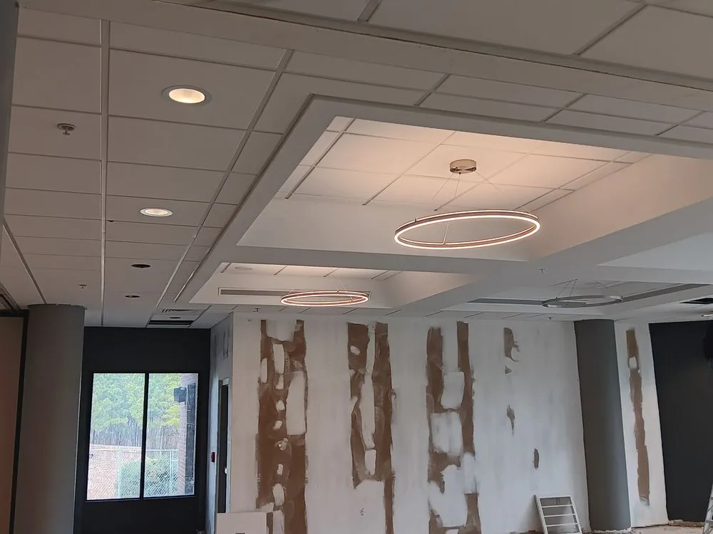 Slide of Evans Electrical & Handyman services