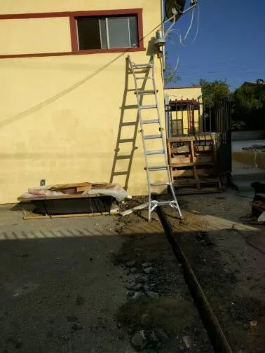 Reliable electrician providing electrical repair in ,