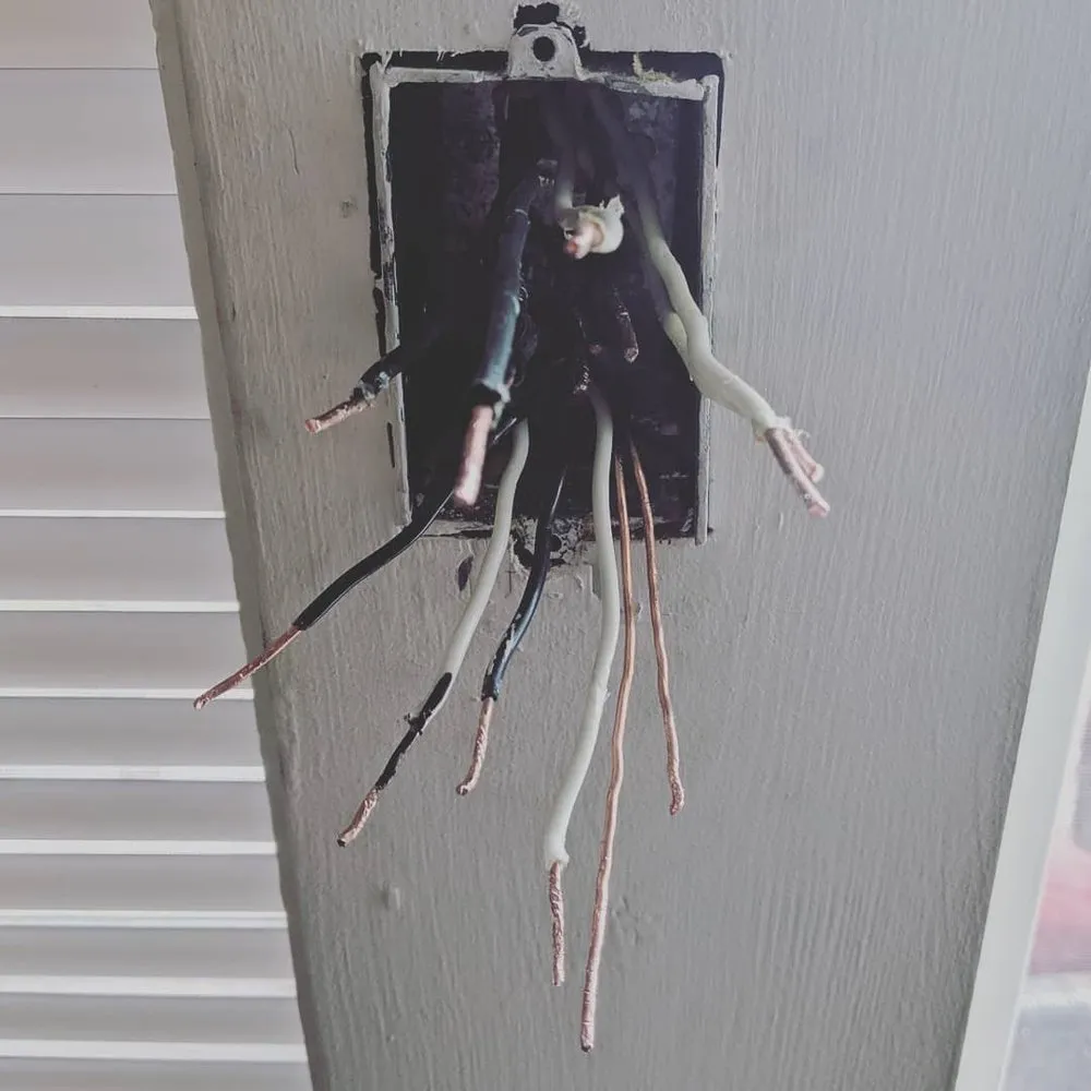 Slide of Evanston Certified Electrician