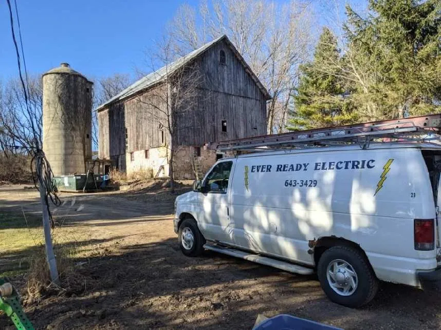 Expert electrical service for homes in circuit breaker repair,  by 