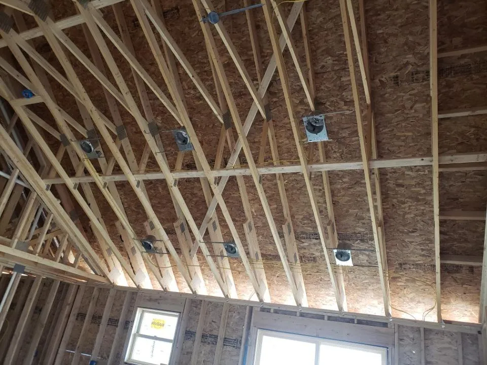 Slide of Everest Electrical Construction