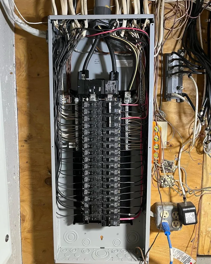 Slide of Evergreen Park Electrician