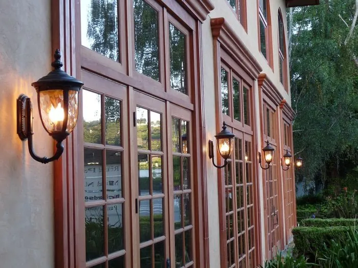 Affordable circuit breaker repair service in St. Petersburg, FL - Everingham Elecrtic