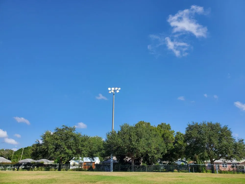 Trusted lighting installation experts serving St. Petersburg, FL - Everingham Elecrtic